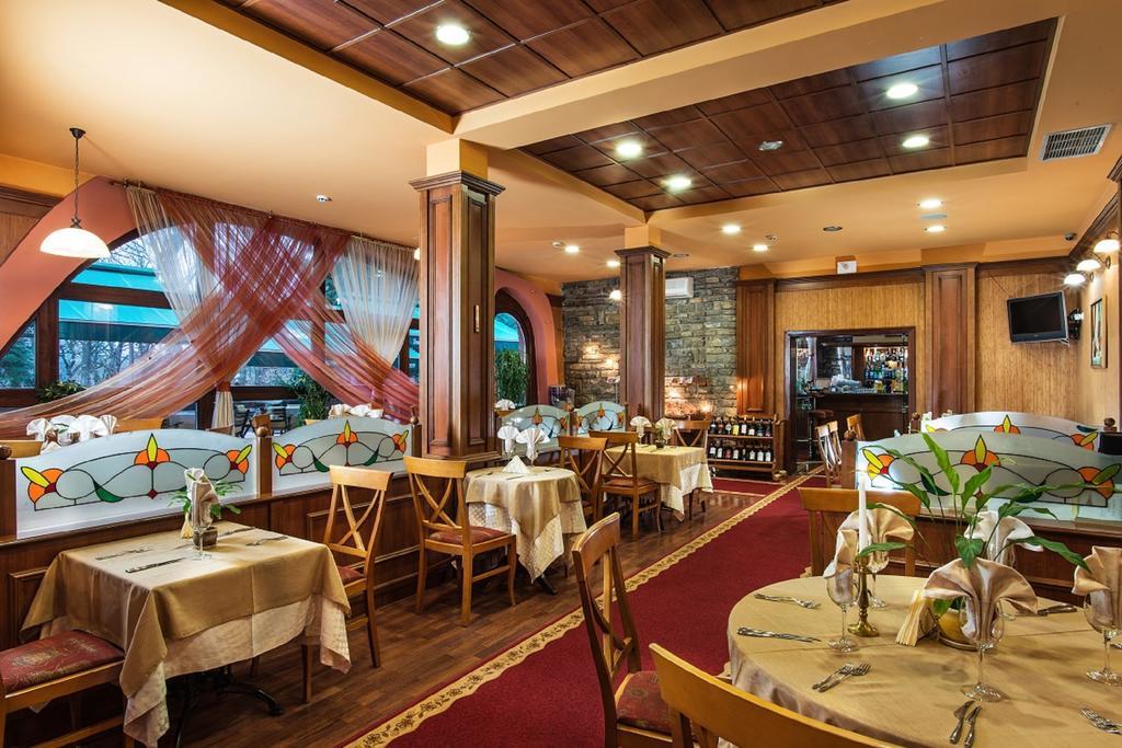 סטארוזגורסקי באני Hotel Izvor מראה חיצוני תמונה